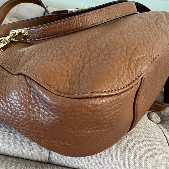 Authentic Michael Kors Leather Crossbody Shoulder Bag - Picture 9 of 10